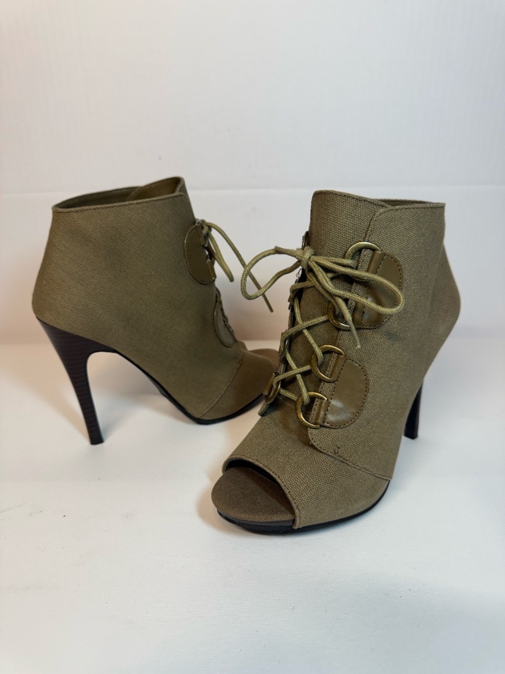 ELLE Vaughn Olive Green Lace Up Peep Toe Stiletto Booties Size 6.5